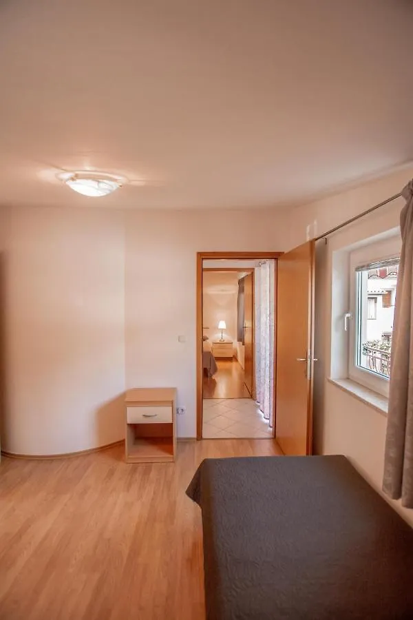 Apartments Lea Porec